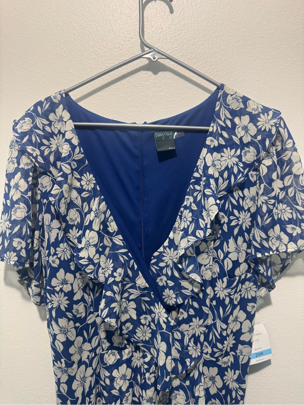 NWT Gabby Skye Blue Floral Midi Dress - Women's - Picture 3 of 8